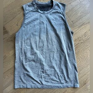 Lululemon men’s muscle tank